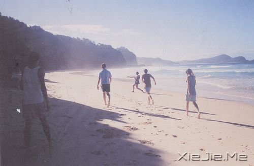 卢思浩：还好我们有朋友